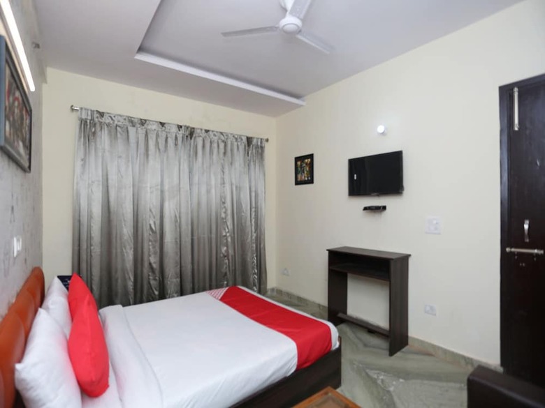 Hotel Oyo 19331 Homeystay