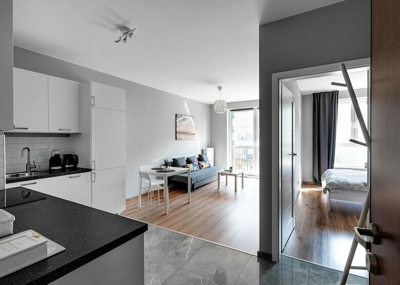 Warszawa-wlochy Sunlit Apartment