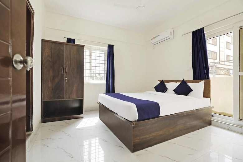 Hotel Silverkey Executive Stays 24644 Electronic City Phase- II