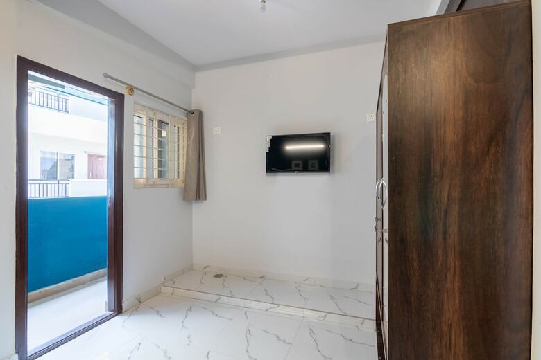 Hotel Silverkey Executive Stays 24644 Electronic City Phase- II