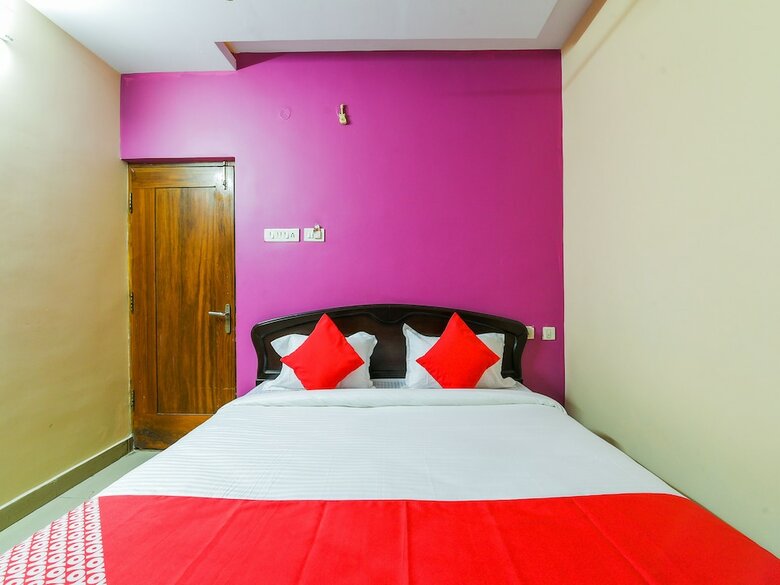 Apartamentos Oyo 22116 Savera Inn Lodge