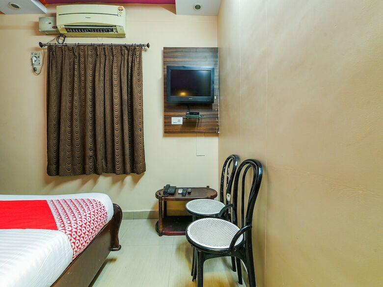 Apartamentos Oyo 22116 Savera Inn Lodge