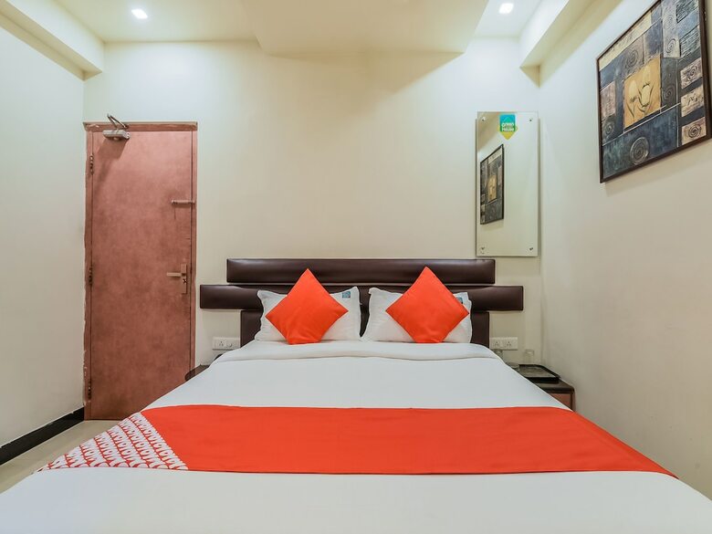 Hotel Oyo 17223 Green Guest House