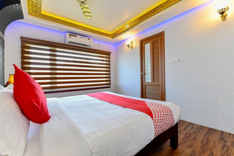 Hotel Oyo 24463 Indigo Luxury 4bhk