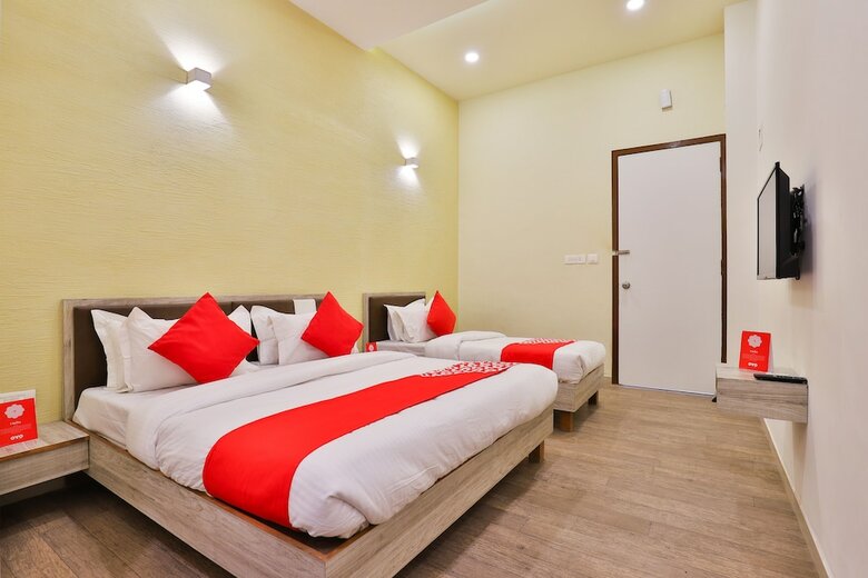 Hotel Oyo 18775 Utsav Banquet And Rooms