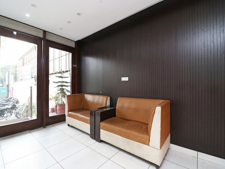 Oyo 22977 Hotel Alpine