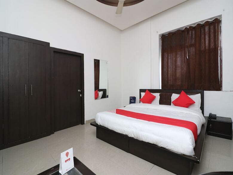 Oyo 22977 Hotel Alpine