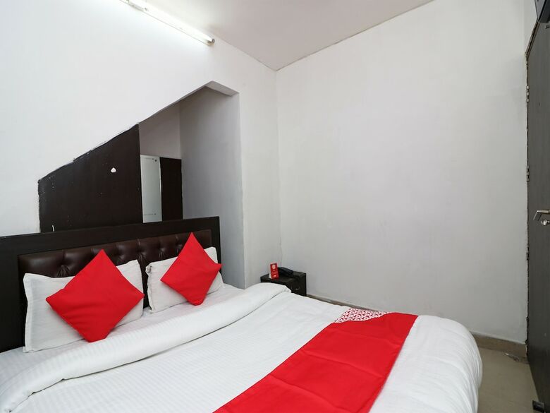 Oyo 22977 Hotel Alpine