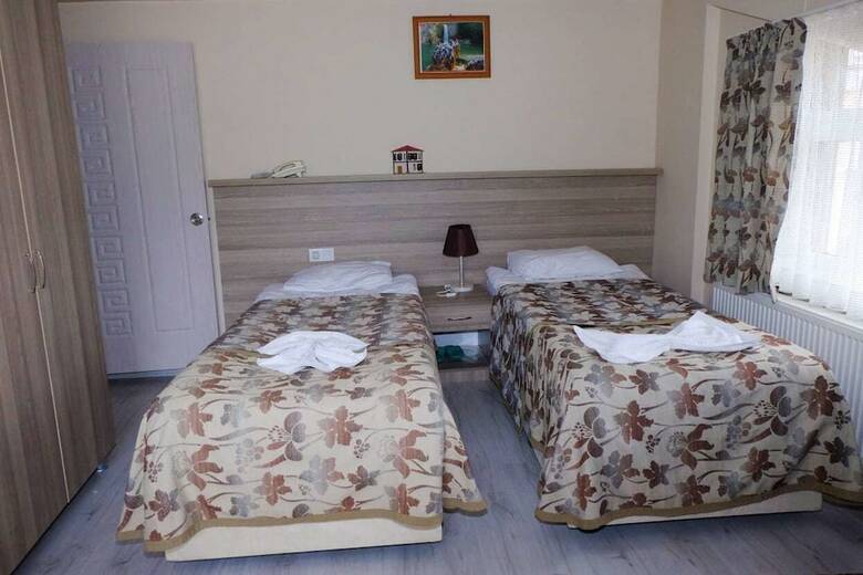 Sarimese Hotel