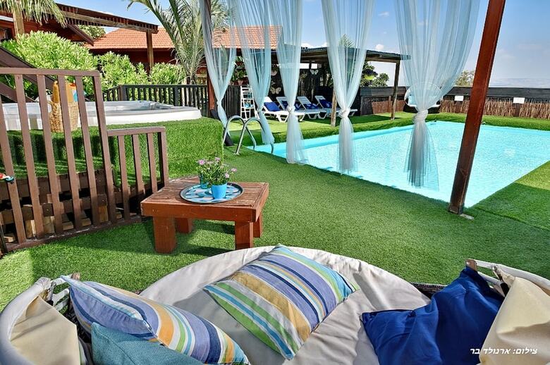 Cabana Touchwood
