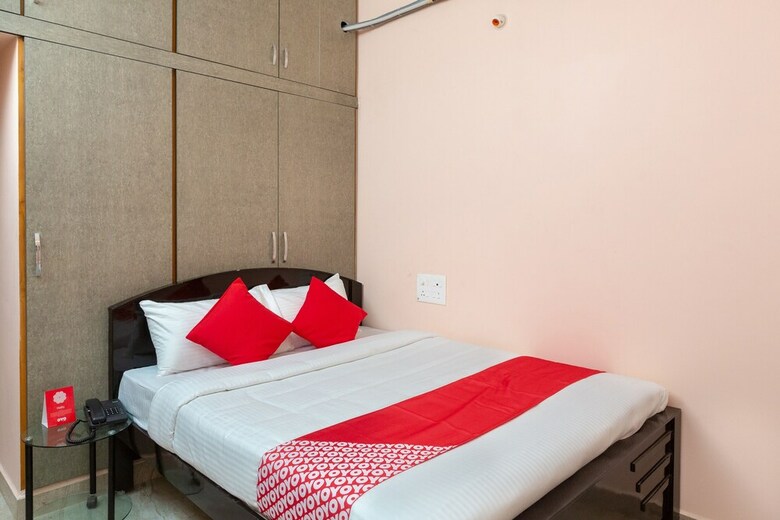 Oyo Flagship 18952 Hotel Venisha Residency