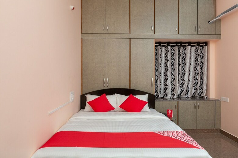 Oyo Flagship 18952 Hotel Venisha Residency