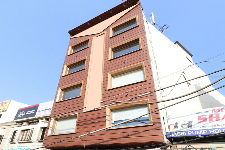 Oyo 24029 Hotel P Grand