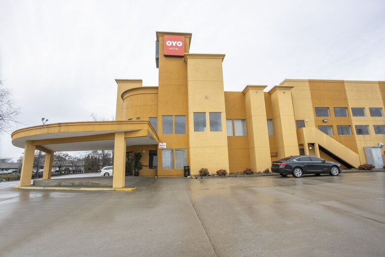 Oyo Hotel Knoxville Tn Cedar Bluff I-40