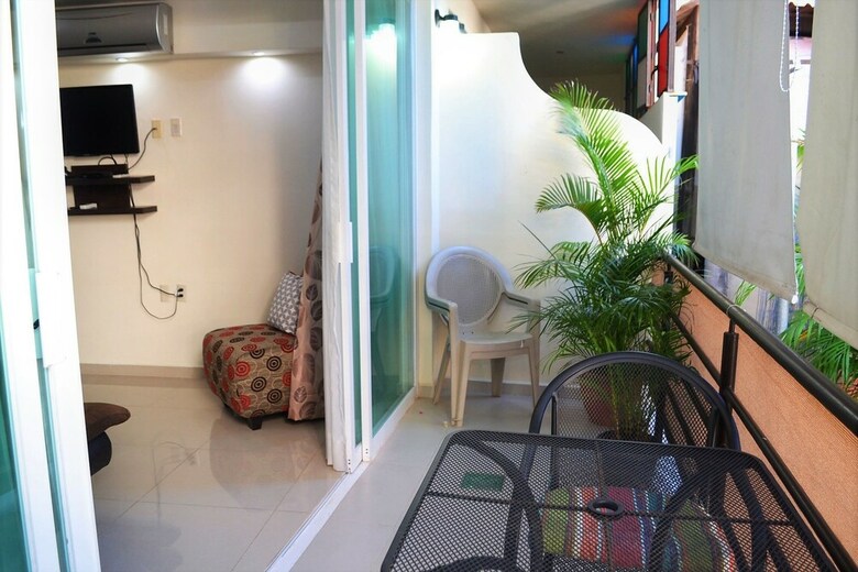 Bella Loma 203 - Condo Breezy Palm By Mdr