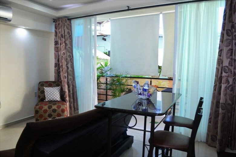 Bella Loma 203 - Condo Breezy Palm By Mdr