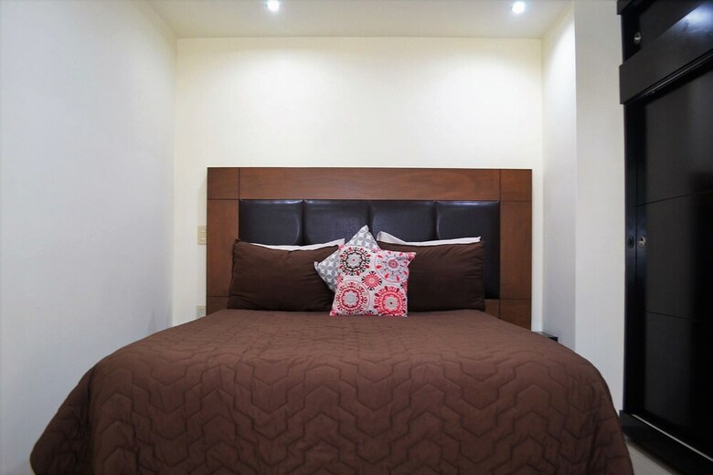 Bella Loma 203 - Condo Breezy Palm By Mdr