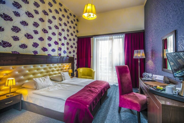 Krist�ly Hotel R�ckeve