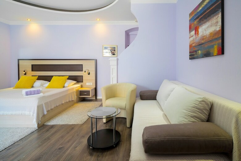 Hotel L U X E Split Luxury Rooms