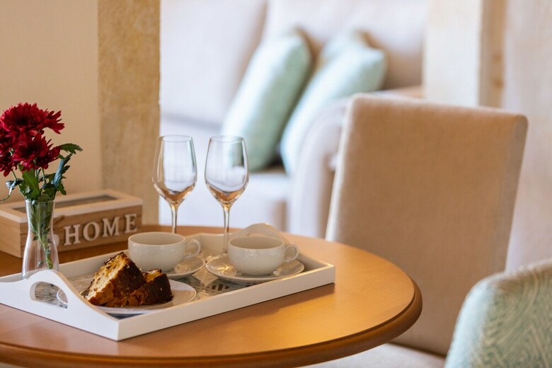 Hotel Phaedra Suites