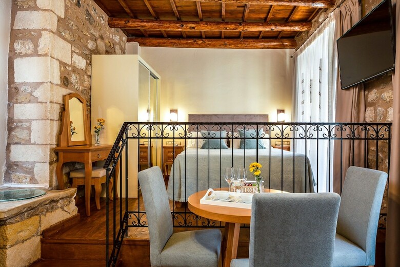 Hotel Phaedra Suites