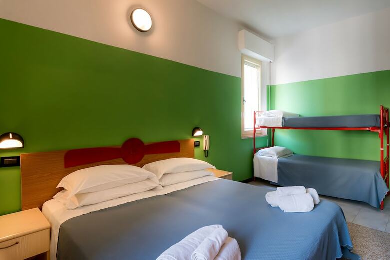 Hot N' Fun Berna Hotel