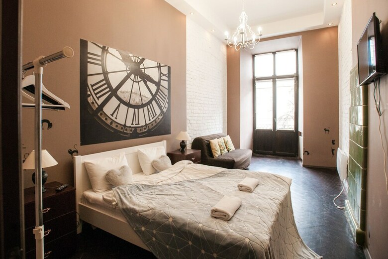 Sf Central Apartments