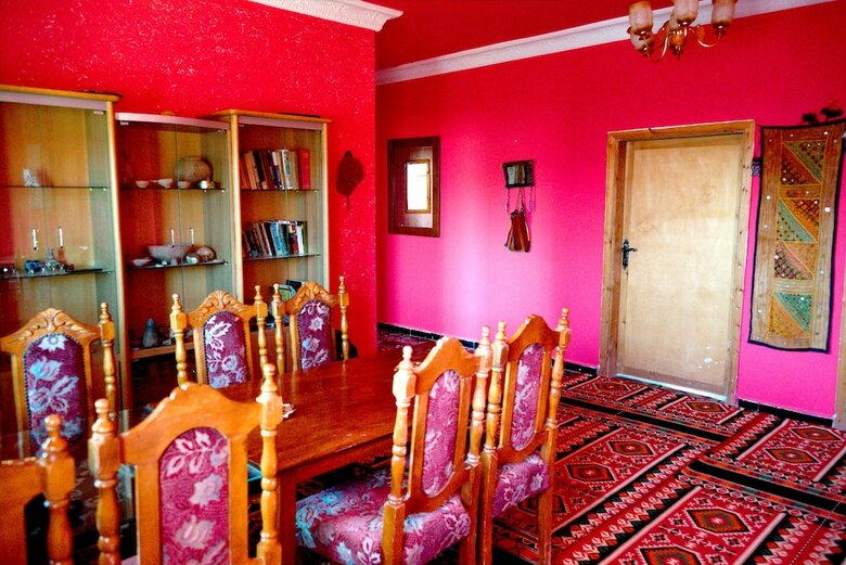 Hostal Bedouin Pink Ecohouse
