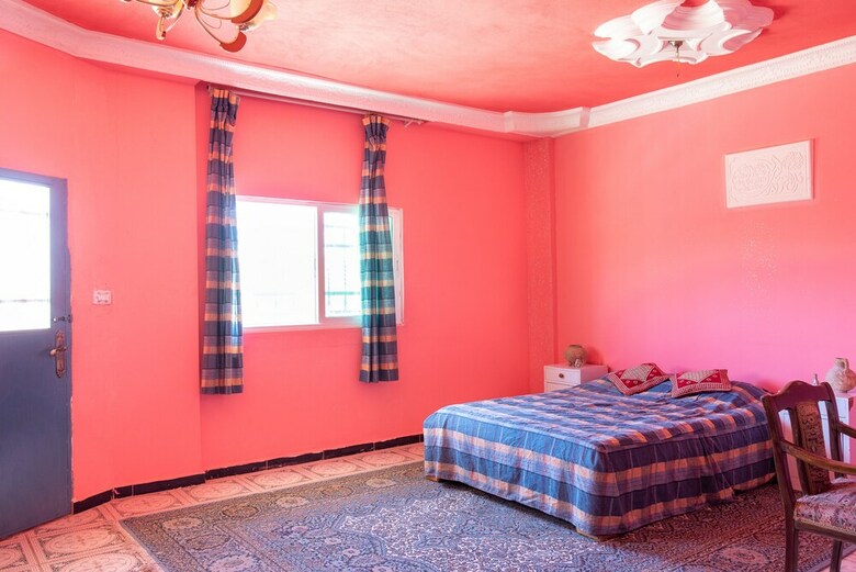 Hostal Bedouin Pink Ecohouse