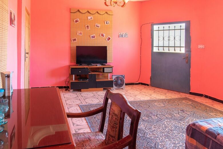 Hostal Bedouin Pink Ecohouse