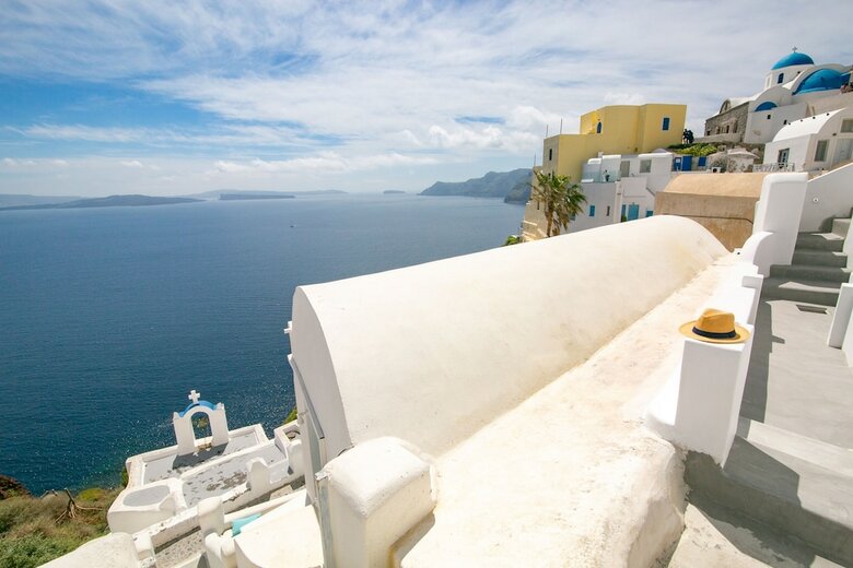 Hotel White Cave House