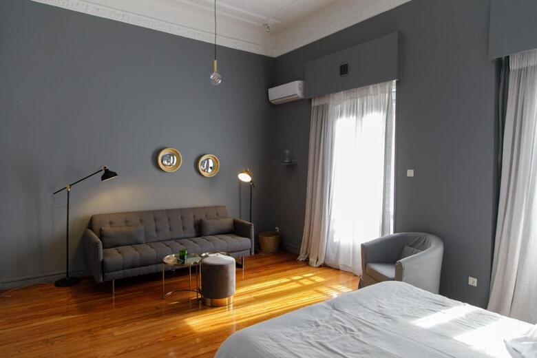 Soho Apartments