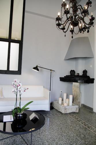 Soho Apartments