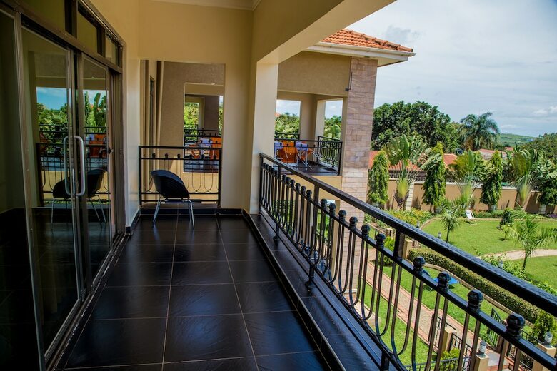 Hotel Lake Point Villa