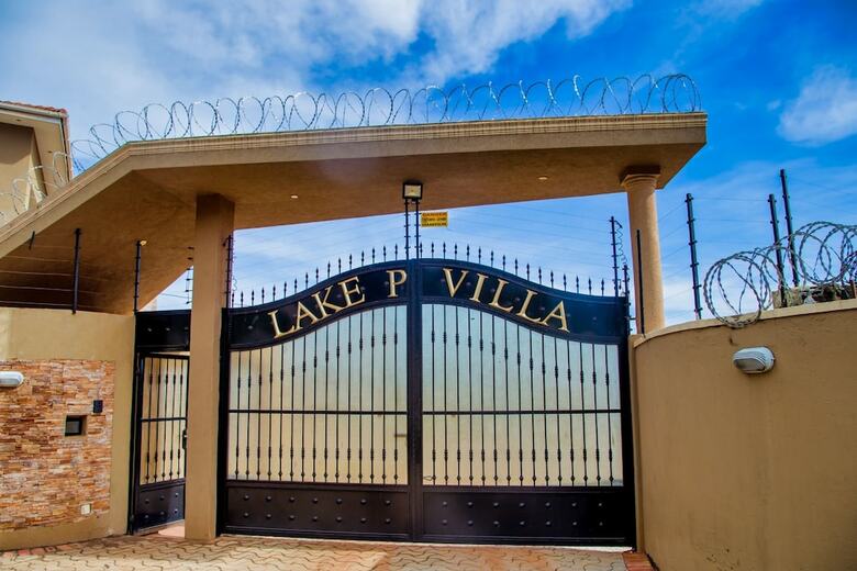 Hotel Lake Point Villa