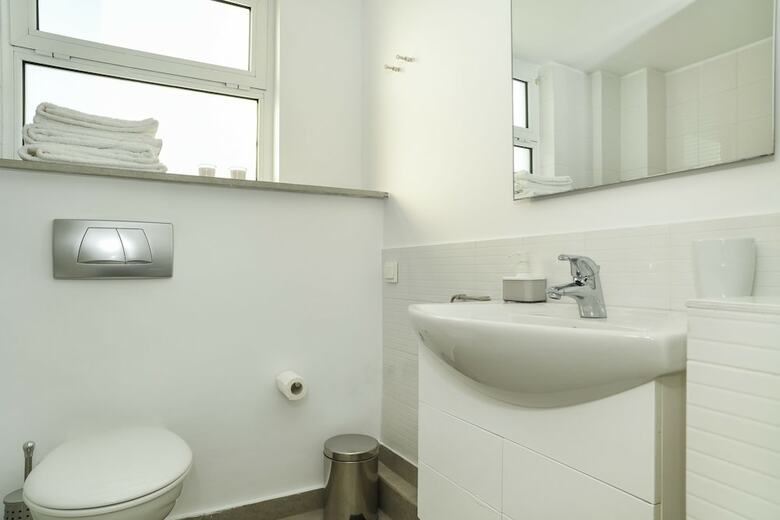 Hotel The Coolest Loft & Terrace Varkiza Sv