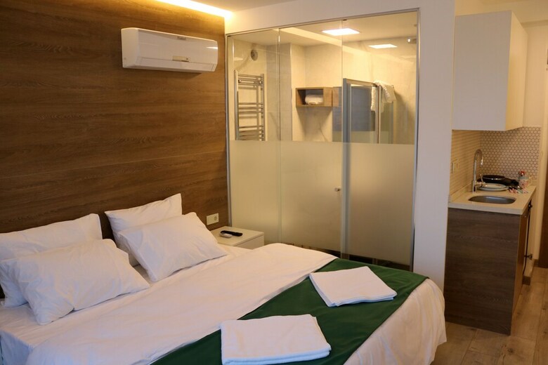 Musk Hotel