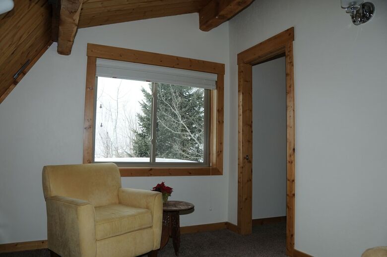 Bed & Breakfast Fin And Feather Inn