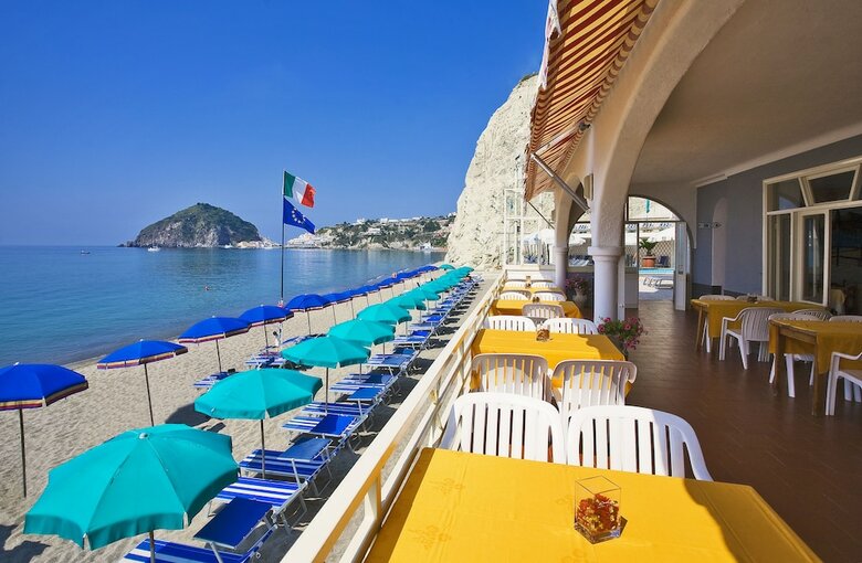 Hotel Vittorio Beach Resort