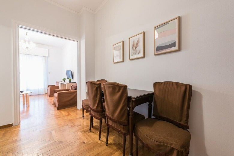 Elegant Koukaki Apartment