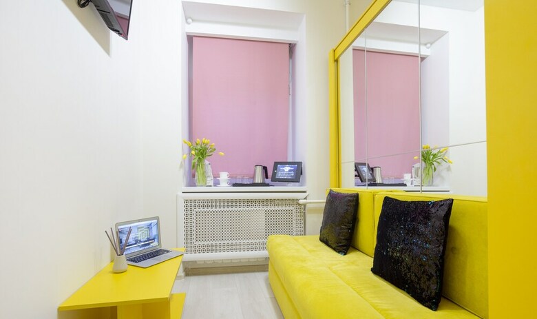 Smart Welcome Hotel