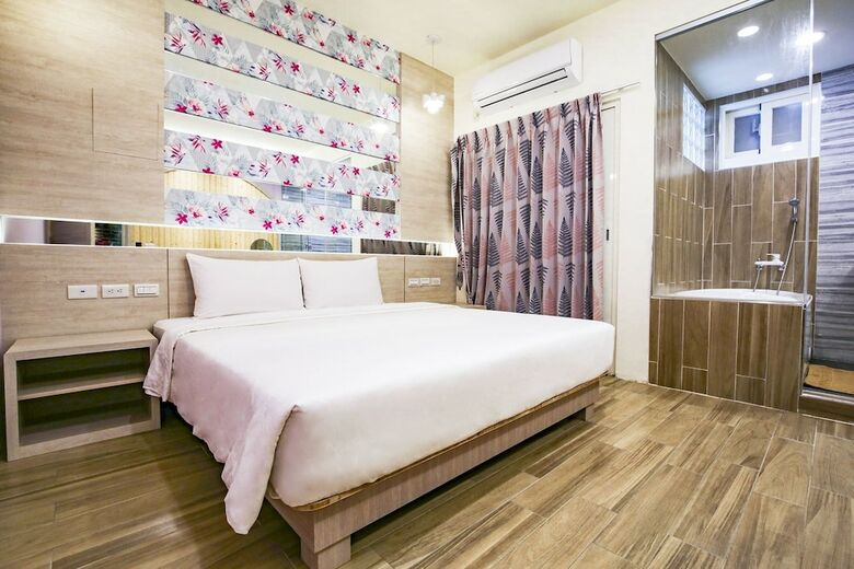 Hotel Amethyst Bay 2