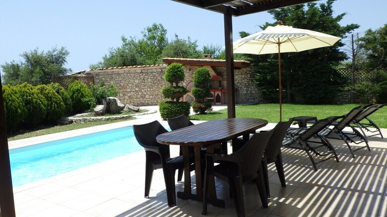 Villa Anthia