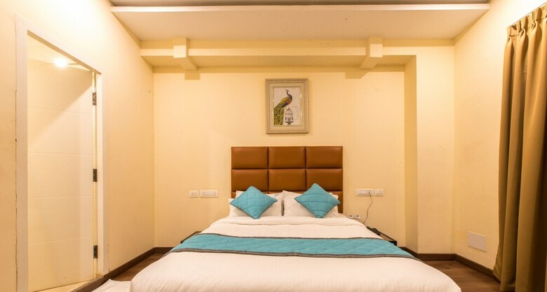 Caramel Hotel