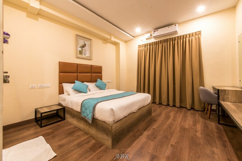 Caramel Hotel