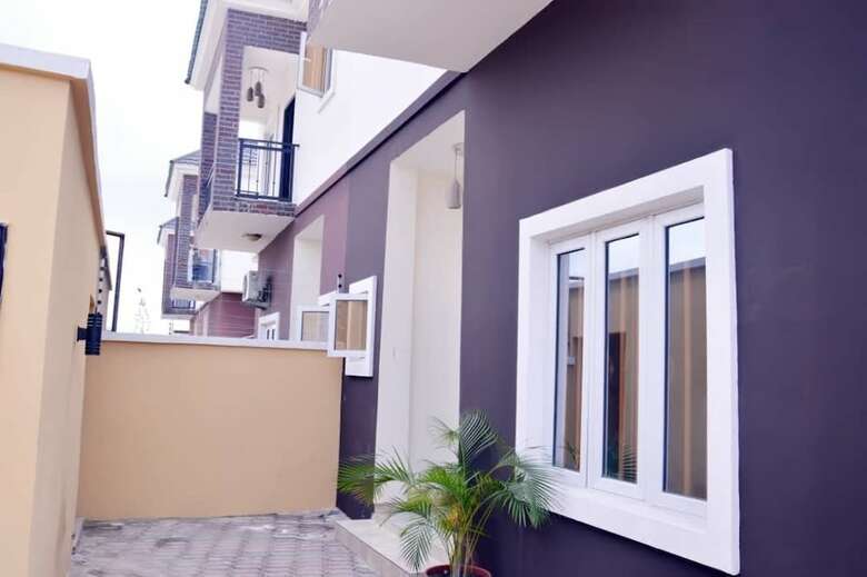 City Nest Hotel