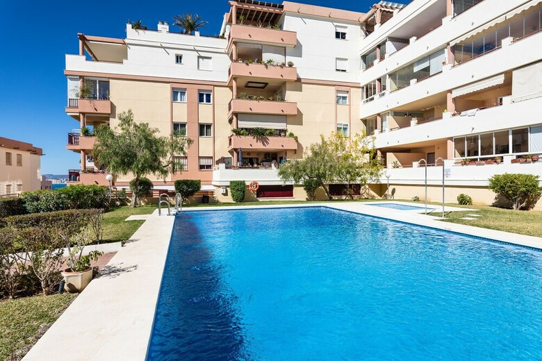 Apartamentos Ave Marina