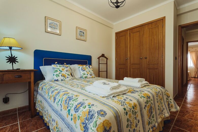Best Houses 18 - Typical Portuguese Apartment