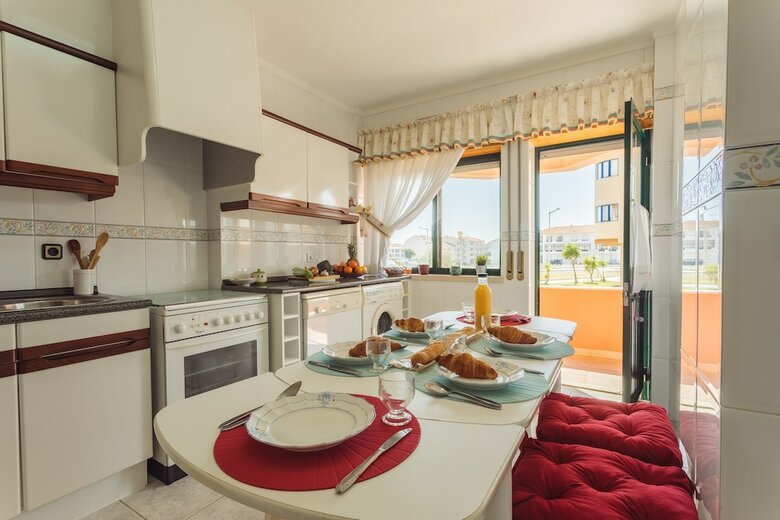Best Houses 18 - Typical Portuguese Apartment