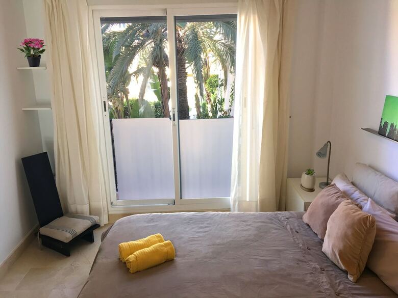 Apartamentos Sky Sea Holidays Sitio de Calahonda